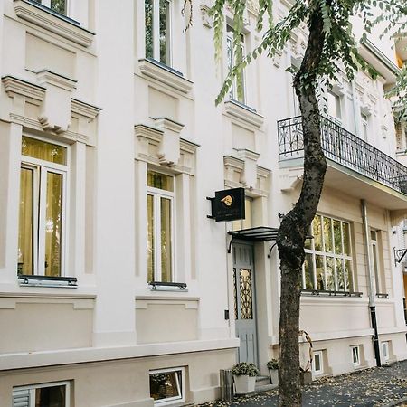 Artist Hotel Суботица Экстерьер фото